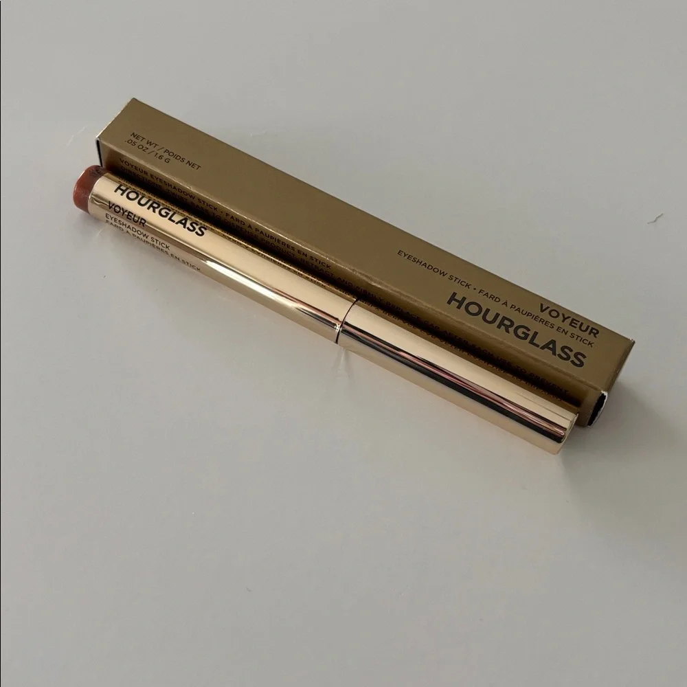 Hourglass Voyeur Eyeshadow Stick in Phoenix